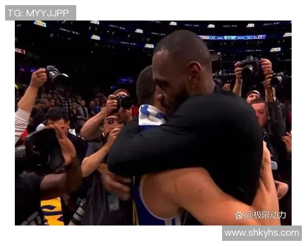 快船与湖人巅峰对决2019年圣诞大战精彩回顾与赛后分析 快船与湖人巅峰对决2019年圣诞大战精彩回顾与赛后分析