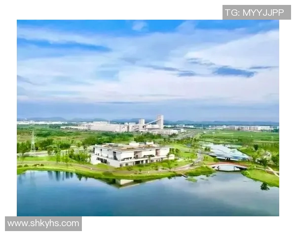 探索公开水域的生态多样性与可持续发展策略 探索公开水域的生态多样性与可持续发展策略