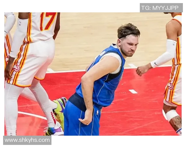 东契奇狂砍73分打破现役得分纪录独行侠成功终结太阳11连胜之势 东契奇狂砍73分打破现役得分纪录独行侠成功终结太阳11连胜之势